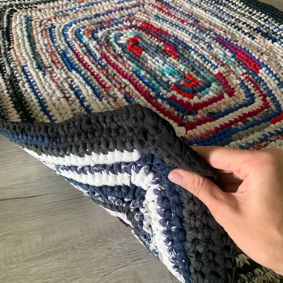 Rug. NWOT - Picture 6 of 14